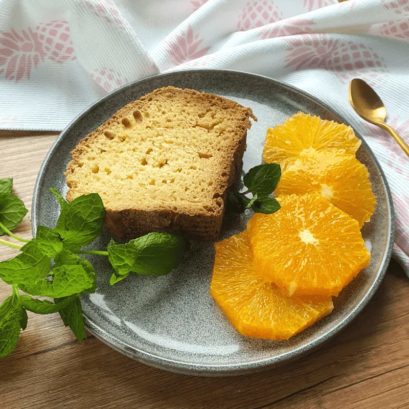 Herina Catering - Ciasto cytrynowe na jogurcie greckim z pomarańczą